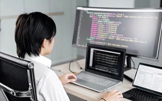 日喀则 api php源码,下载的php源码怎么运行呢？